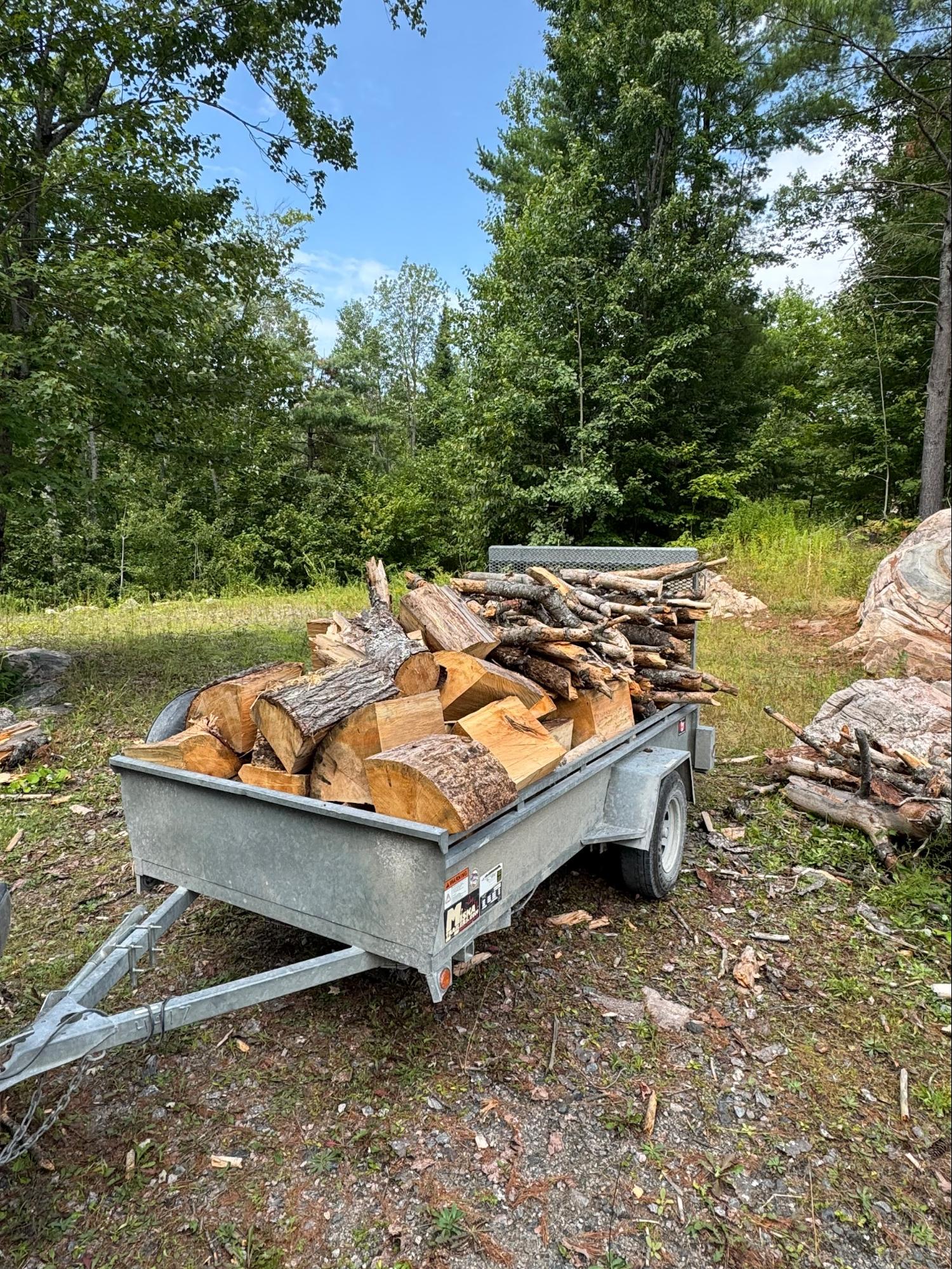 Split firewood hauling